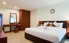Deva Suites Patong Hotel