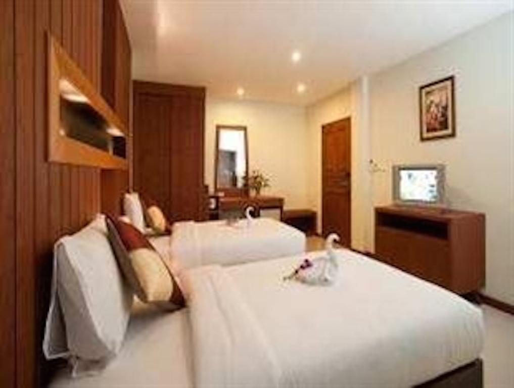 Deva Suites Patong Пхукет Номер фото