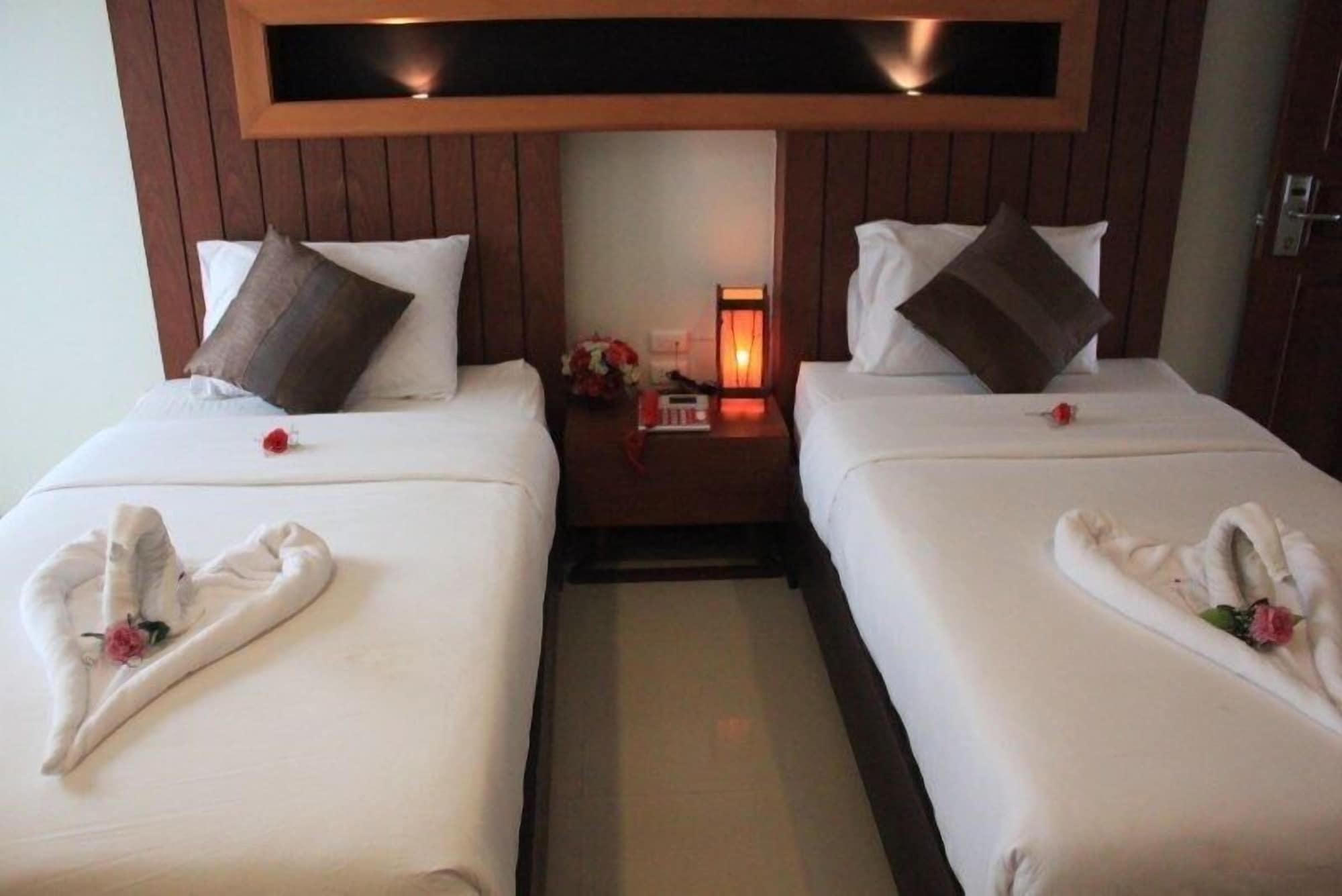 Deva Suites Patong Пхукет Экстерьер фото