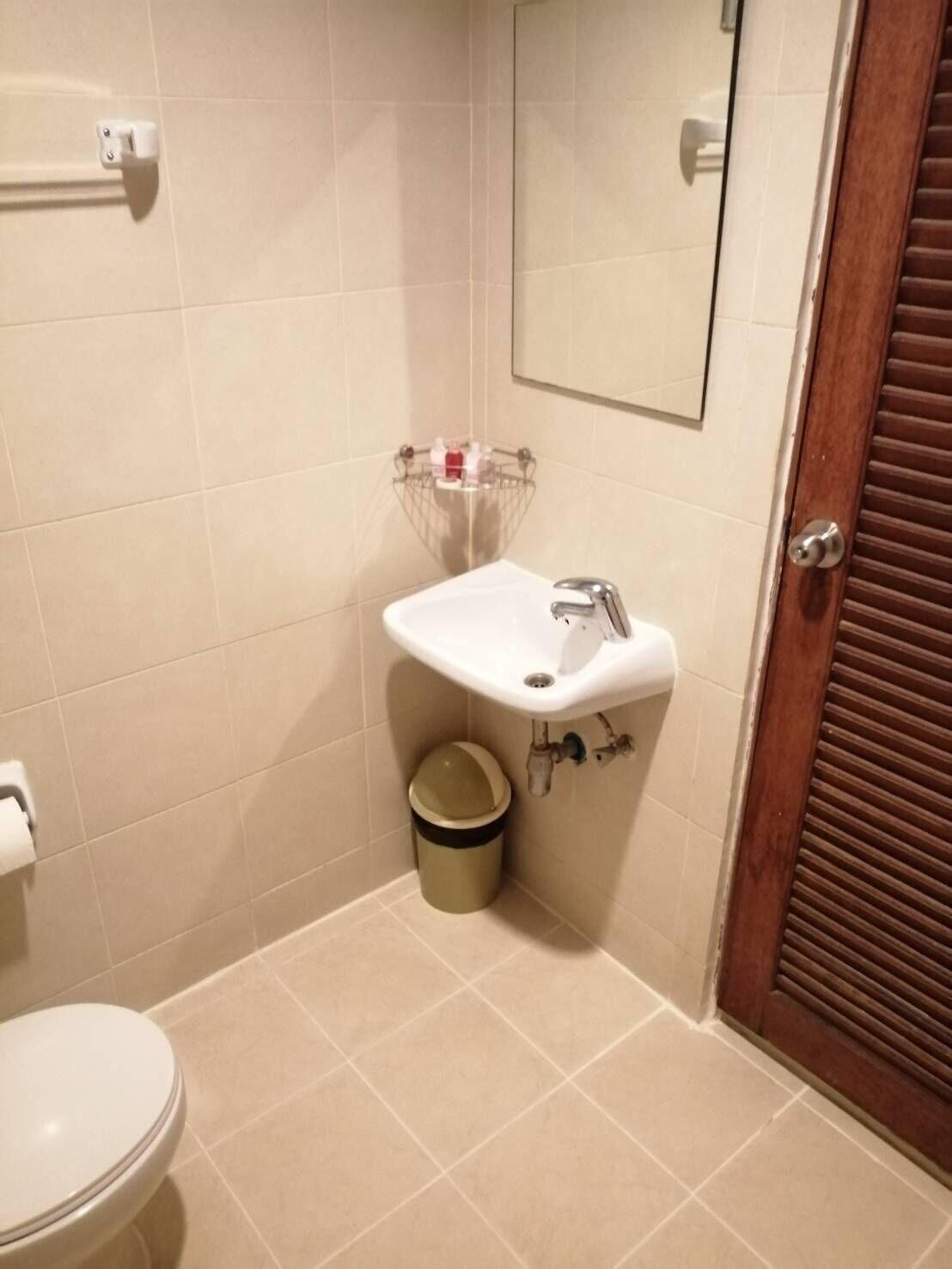 Deva Suites Patong Пхукет Экстерьер фото
